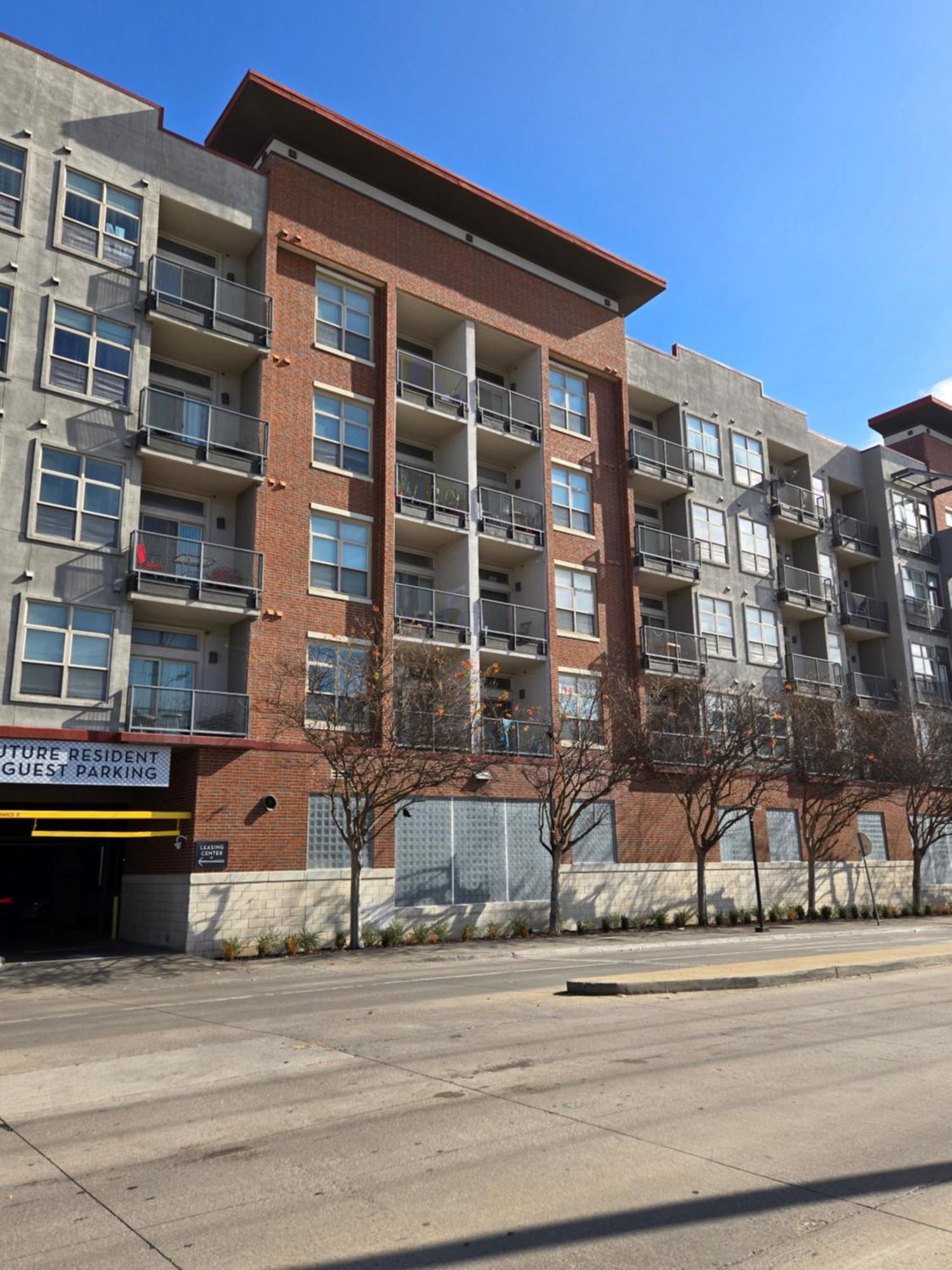 2Bdrm/2 King Beds/1Air Mattress Apartment Dallas Exterior photo
